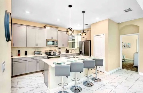 Kissimmee House | Super Neat - Private Pool Hot Tub - Sleeps 17