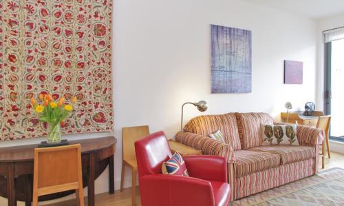 Farringdon Apartment | Super Nice Clerkenwell Home