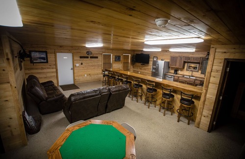 Samburg Cabin | Super Nice Stay at Roadside Lodge