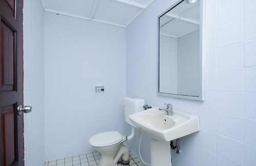 Miri Hotel | Super OYO 1018 Telang Usan Hotel Miri