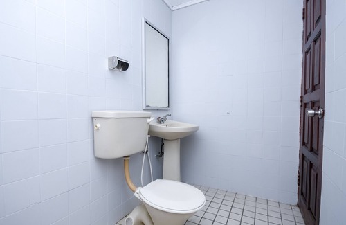 Miri Hotel | Super OYO 1018 Telang Usan Hotel Miri