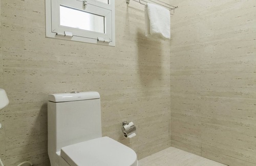 Seeb Hotel | Super OYO 106 Muscat Grand Hotel Apartment