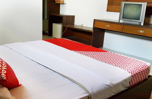 Samarinda Hotel | Super OYO 1088 Hotel Mega Sentosa