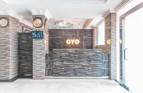 Cibinong Hotel | SUPER OYO 1640 Fallinda Hotel
