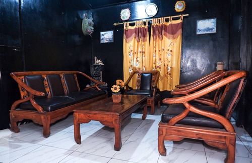 Mendut Hotel | Super OYO 598 Udan Mas Guesthouse& Gallery