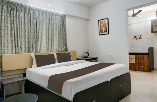 Aundh Hotel | Super OYO 819617 Hotel Seven Hills