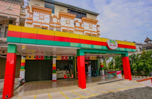 Pangkalpinang Hotel | Super OYO 90072 Apri Inn Syariah