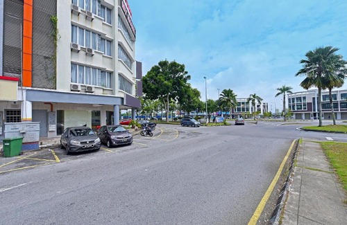 Bandar Seri Putra Hotel | Super OYO 90669 My Hotel Vistana