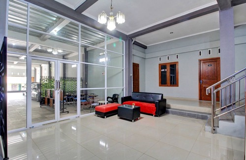 Hargomulyo Hotel | Super OYO 90767 Gm Guest House