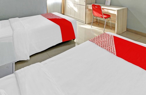 Hargomulyo Hotel | Super OYO 90767 Gm Guest House