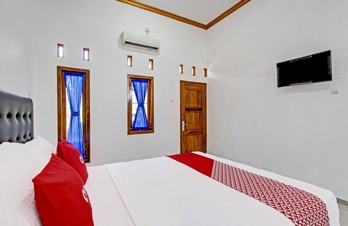 Temon Hotel | Super OYO 92101 Elma Guesthouse