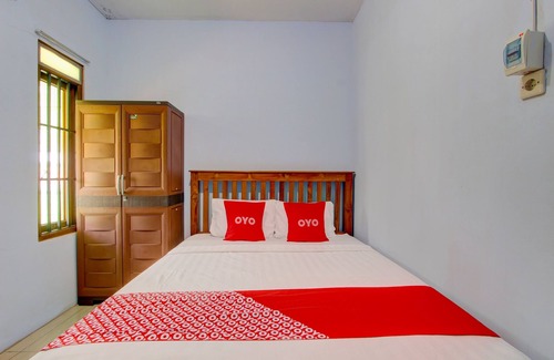 Surakarta Hotel | Super OYO 93012 Griya Kencana Asri Syariah