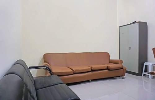 Serpong Hotel | Super OYO Capital O 91790 S1 Residence