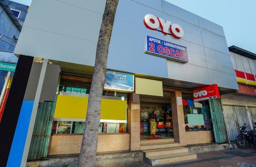 Gubeng Hotel | Super OYO Capital O 1086 '2oscar