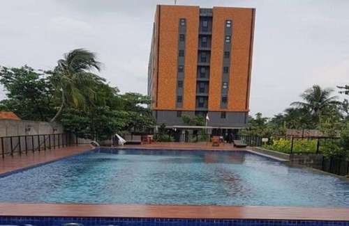 Karawang Hotel | Super OYO Collection O 28 Urban Town Apartment Karawang
