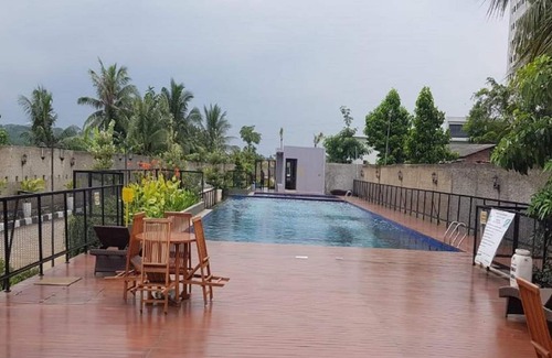 Karawang Hotel | Super OYO Collection O 28 Urban Town Apartment Karawang