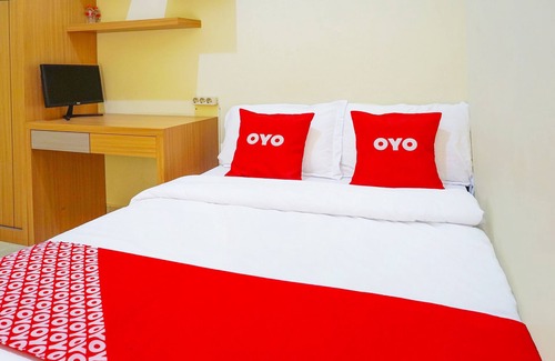 Malang Hotel | Super OYO Flagship 90723 Berlima Guest House Syariah