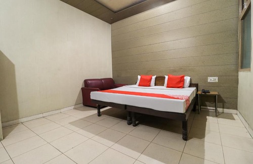 Ludhiana Hotel | Super OYO Hotel Mukat