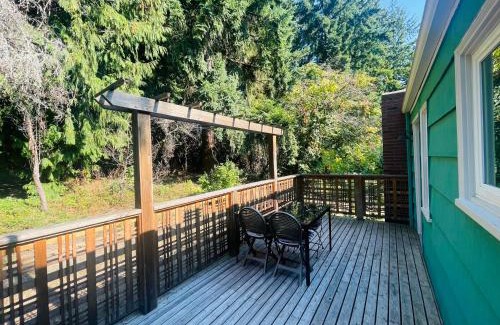 Haller Lake Villa | Super Privacy Lakeshore Forest Home with Air Conditioners at Haller Lake