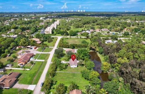 Bonita Springs House | Super Private Home With Great Outdoor Space