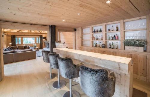 Rougemont Villa | Super private Luxury Chalet with Hotel facilities