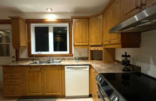 Lac-Superieur Ski Chalet | Super Private property. Relaxing five bedroom