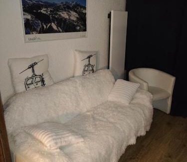 Enchastrayes Apartment | Super Sauze charmant studio en bas des pistes