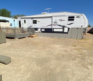 Drexel Heights Villa | Super saver fifth wheel.