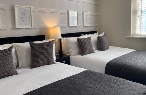 Montpelier Apartment | Super Smart Central Brighton Town House | By My Getaways