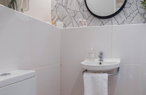 Montpelier Apartment | Super Smart Central Brighton Town House