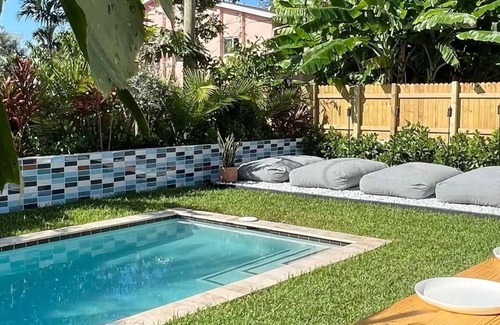 Edgewood Villa | Super Stylish 4BR Retreat in the Heart of Fun