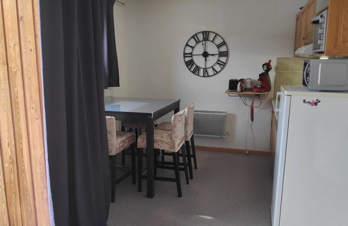Saint-Etienne-en-Devoluy Apartment | Super T3 40m2 6p Face au pic de Bure Plein Sud