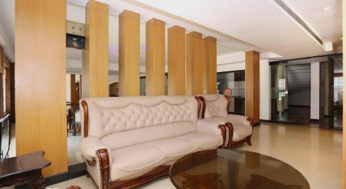 Kollam Hotel | Super Townhouse Dona Castle