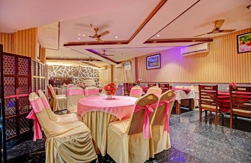 Zirakpur Hotel | Super Townhouse Eastern View Formerly Vihaan Residency