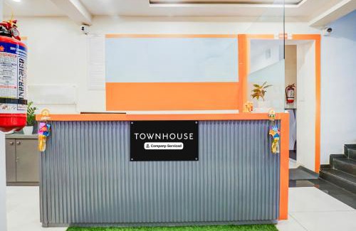 Baner Hotel | Super Townhouse Hadapsar formerly Savali Inn