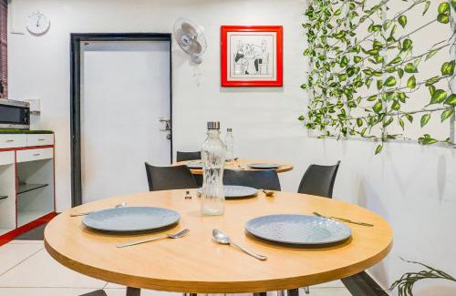 Baner Hotel | Super Townhouse Hadapsar formerly Savali Inn