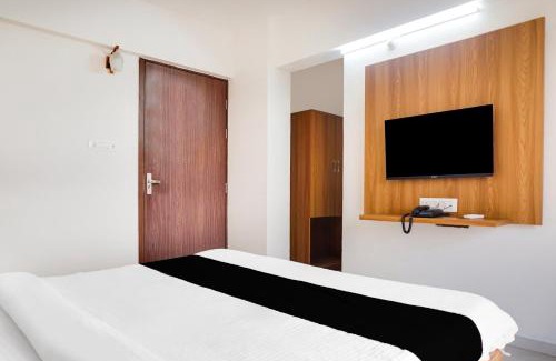 Pune Hotel | Super Townhouse Lohegaon Near Pune Airport formerly Landmark Regency