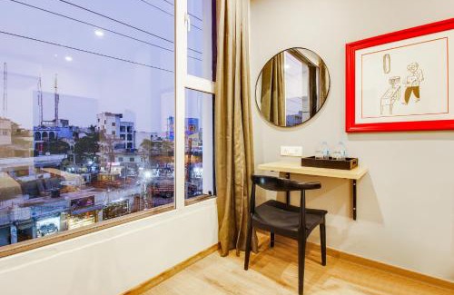 Begumpet Hotel | Super townhouse moosapet Rcc Prime