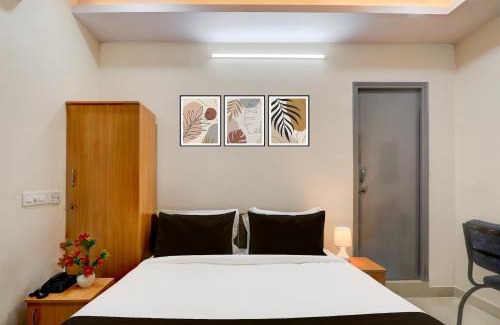 Nanakram Guda Hotel | Super Townhouse Nanak Ram Guda Near WaveRock SEZ