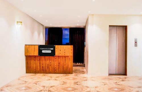 Hadapsar Hotel | Super Townhouse Oak Hadapsar