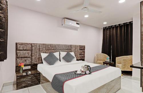 Dilshad Garden Hotel | Super Townhouse Roadway Inn