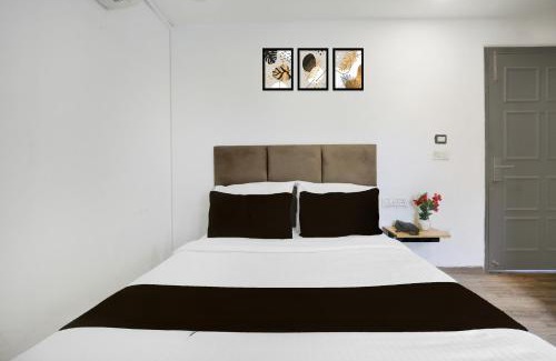 Delhi Hotel | Super Townhouse Shahdara Near Yamuna Sports Complex Formerly Hotel Ipotel