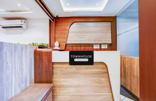 Patna Hotel | Super Townhouse Zero Mile Gandhi Setu Formerly Classic Court