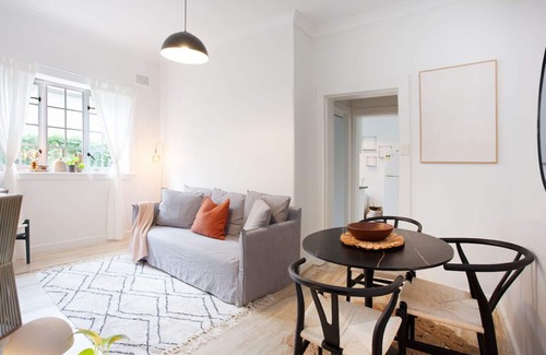 Bondi Beach Apartment | Super tranquil 2BR unit only 3mins from the Beach!