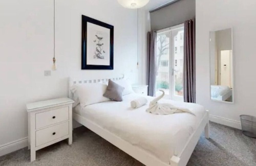 Belsize Park Apartment | Superb 2 Bed Flat in Camden - 5min walk to tube