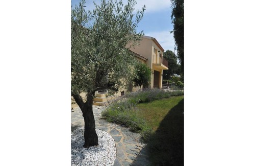 Bravone Villa | Superb 220m² villa with swimming pool, garden, 500m from the beach