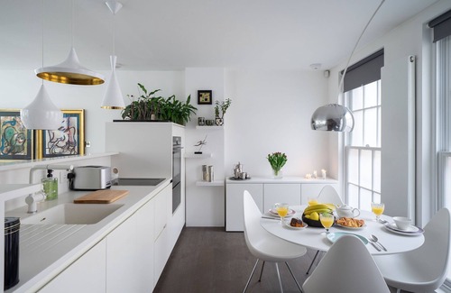 Brompton & Hans Town House | SUPERB 3 BEDROOM KNIGHTSBRIDGE HOUSE.- GREAT LOCATION