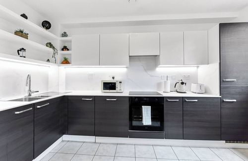 Bromley South Apartment | Superb 3bed 3bath Penthouse near Canary Wharf