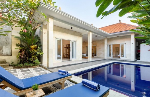 Batu Bolong Villa | SUPERB! 3br Villa located in Batu Bolong, Echo Beach!