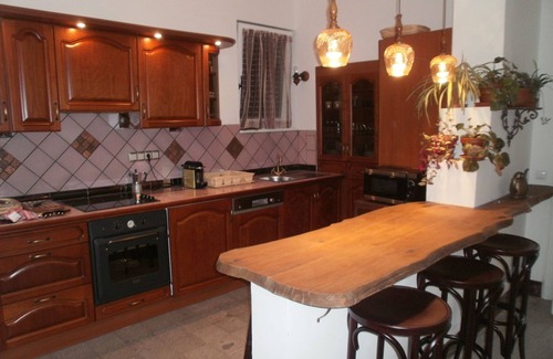 Terezvaros Apartment | Superb 4-room corner apartment